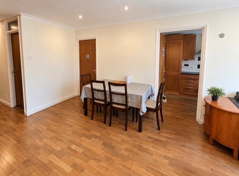 Room Great Western Road in City of Westminster