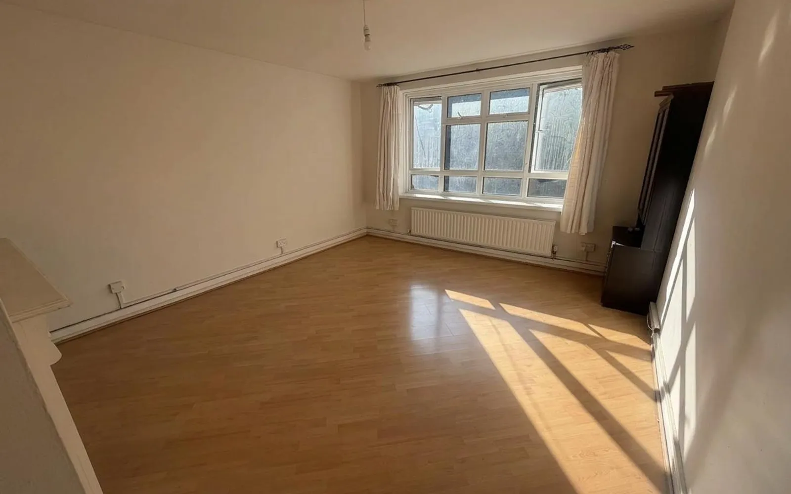 Flat Sidmouth Street in Greater London