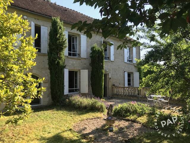 House Chemin de la Vallée Qué in Nesles-la-Vallée