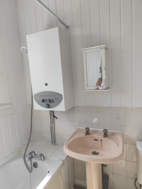 Flat Widdrington Road in Coventry