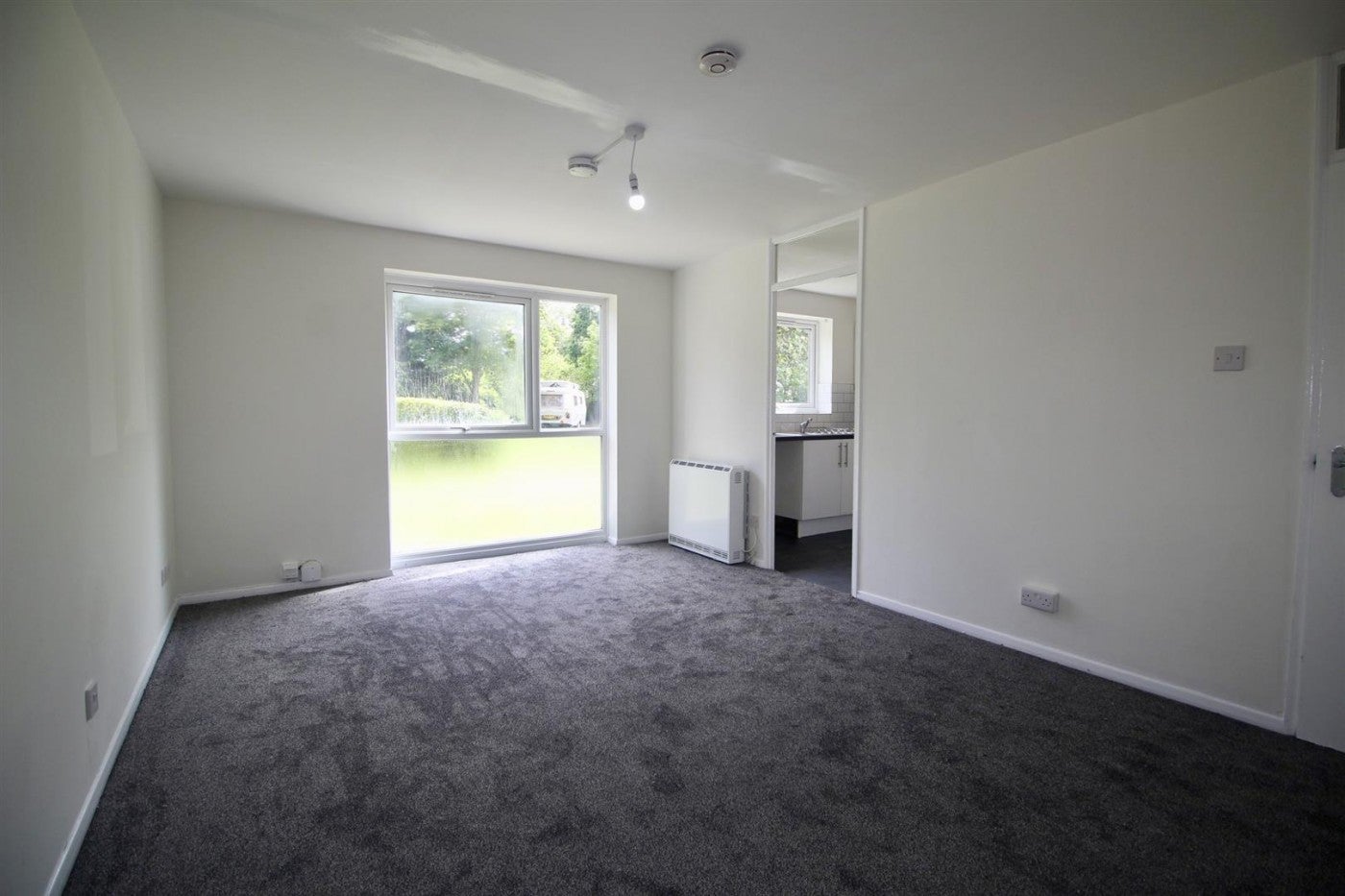 Flat Trinity Street in Greater London