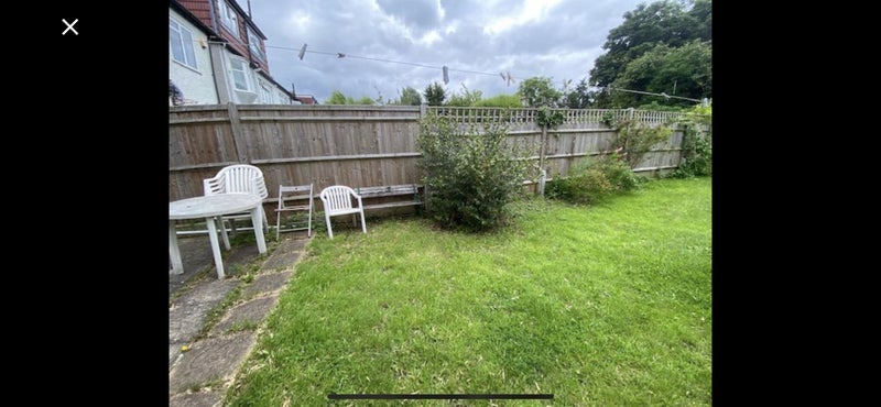 Room Springfield Avenue in Greater London