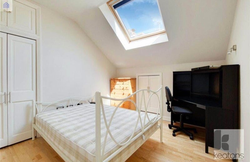 Room Strafford Street in Greater London
