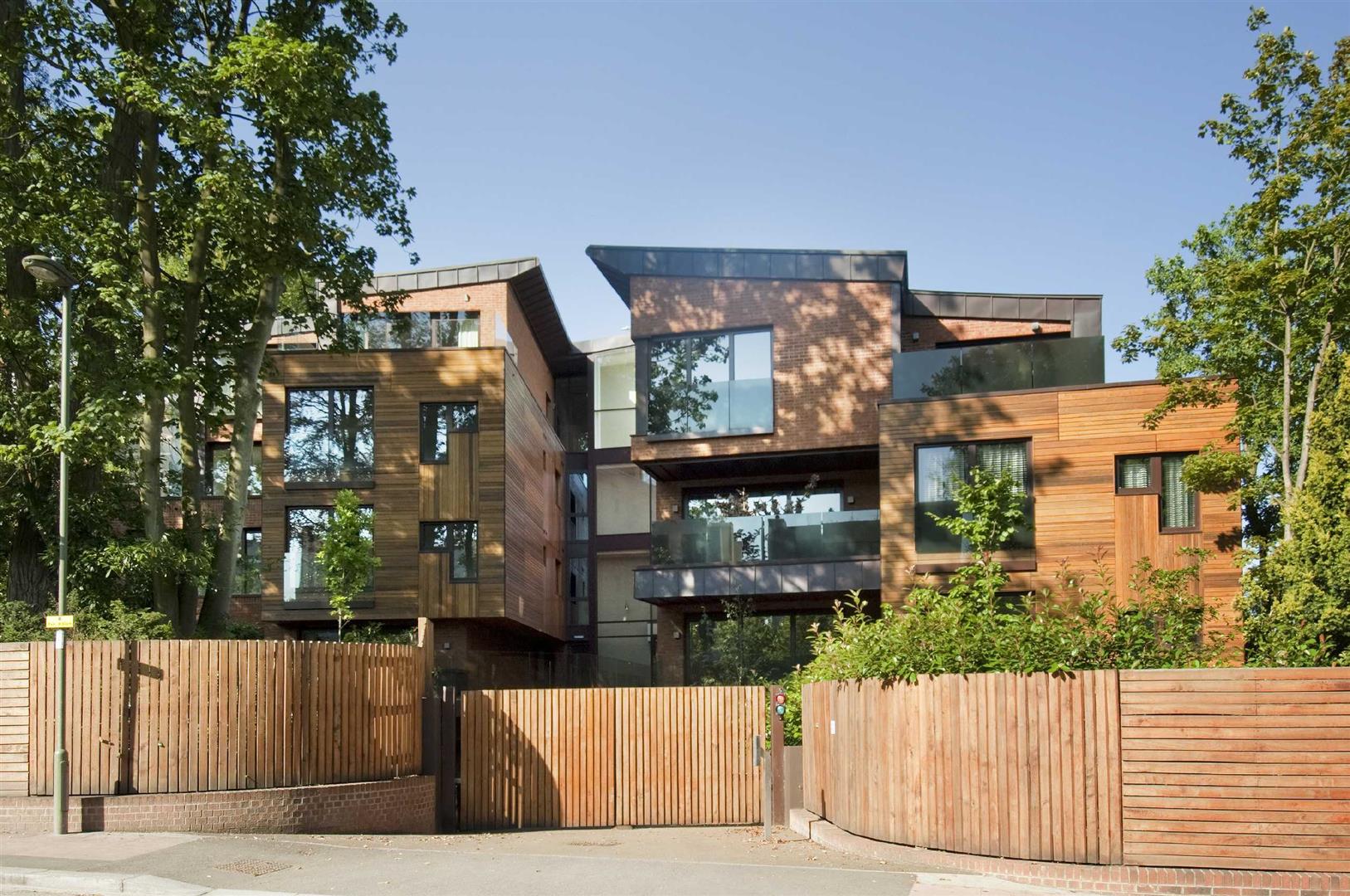 Flat West Heath Road in Greater London