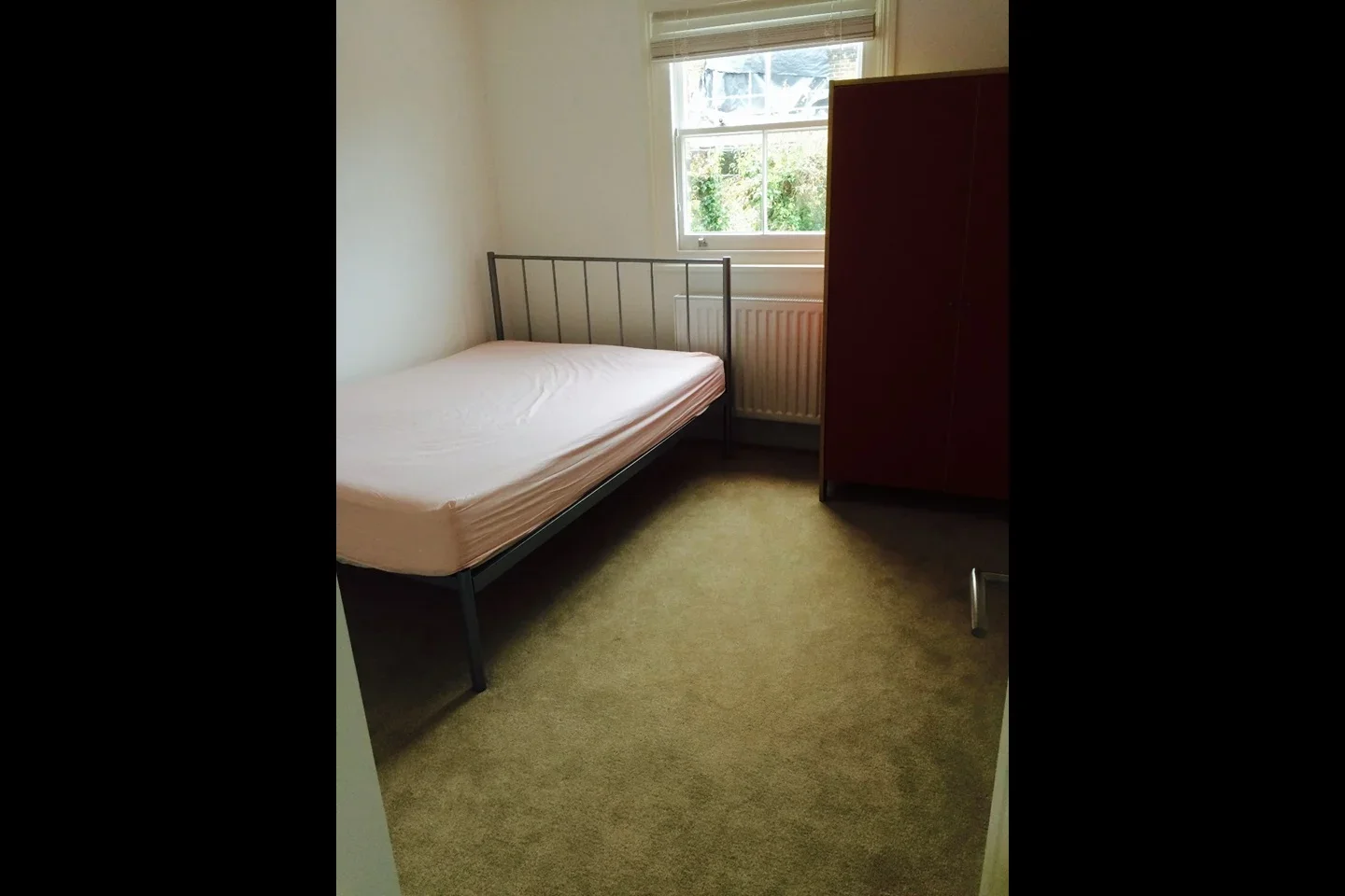 Flat Haven Lane in Greater London
