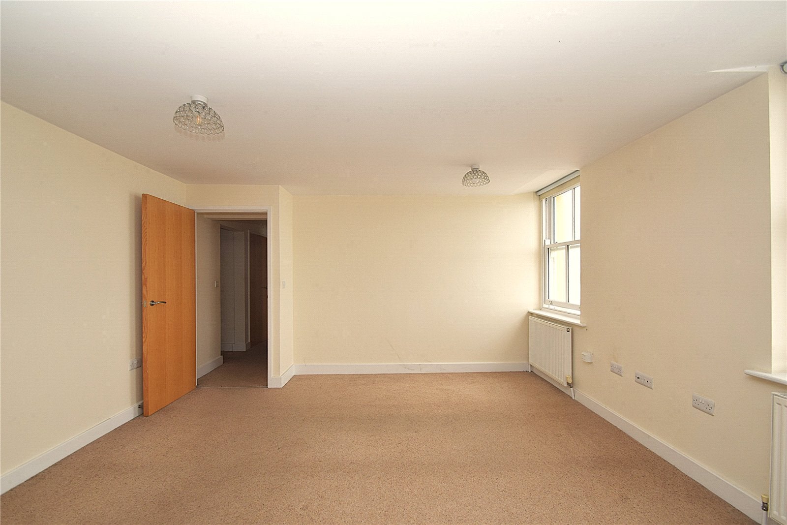 Flat North Marine Road in Scarborough