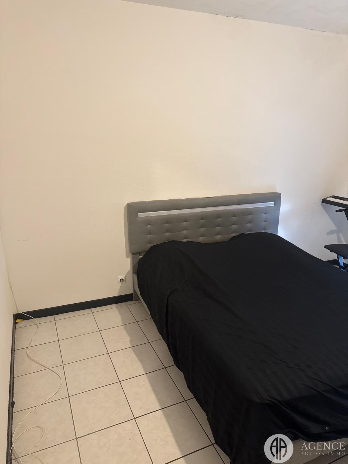 Flat Rue Vimaine in Vienne