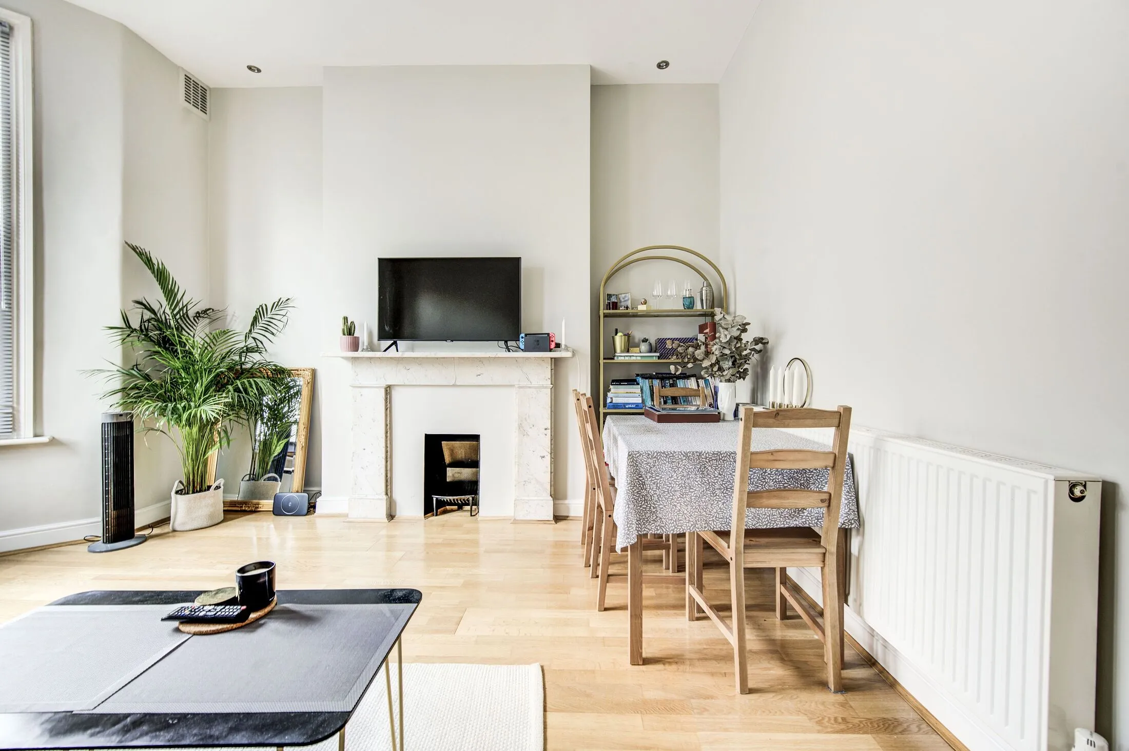 Flat Goldney Road in City of Westminster