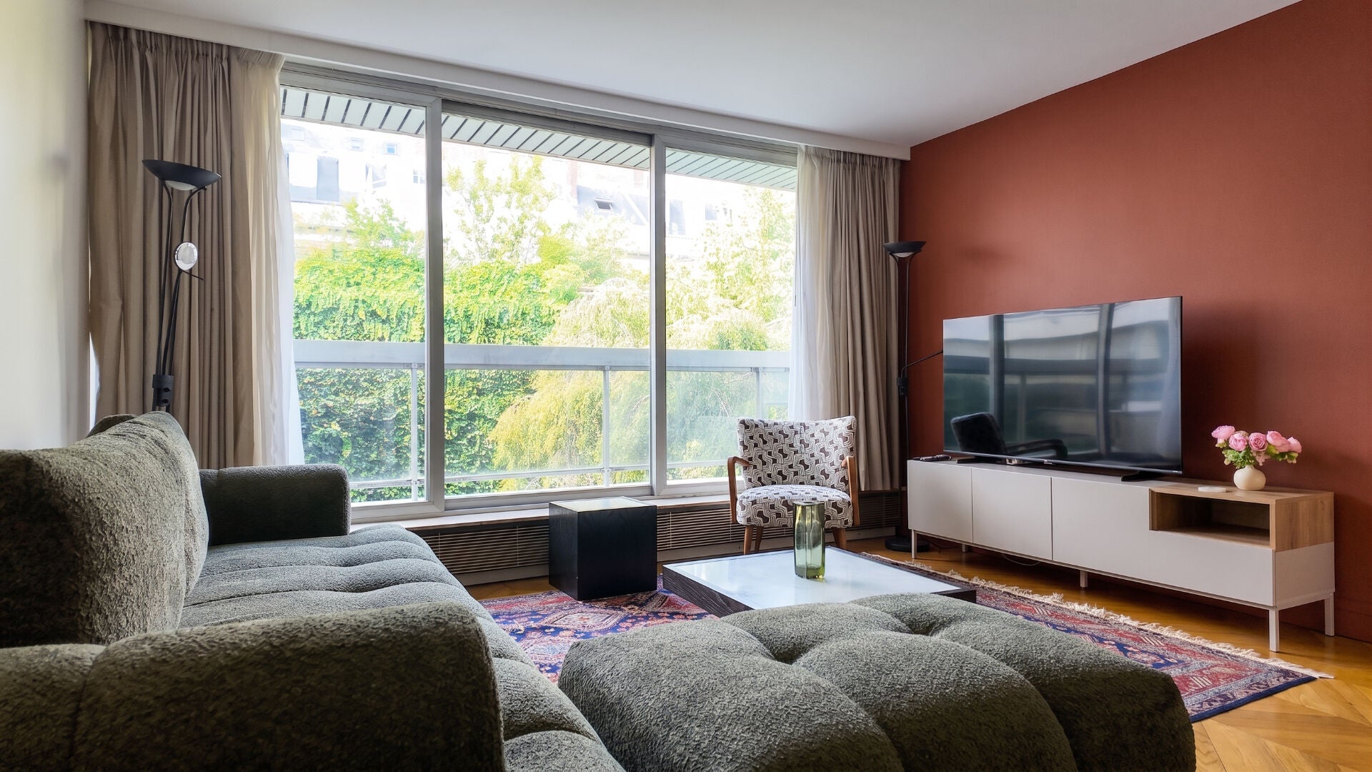 Flat Avenue Bosquet in Paris