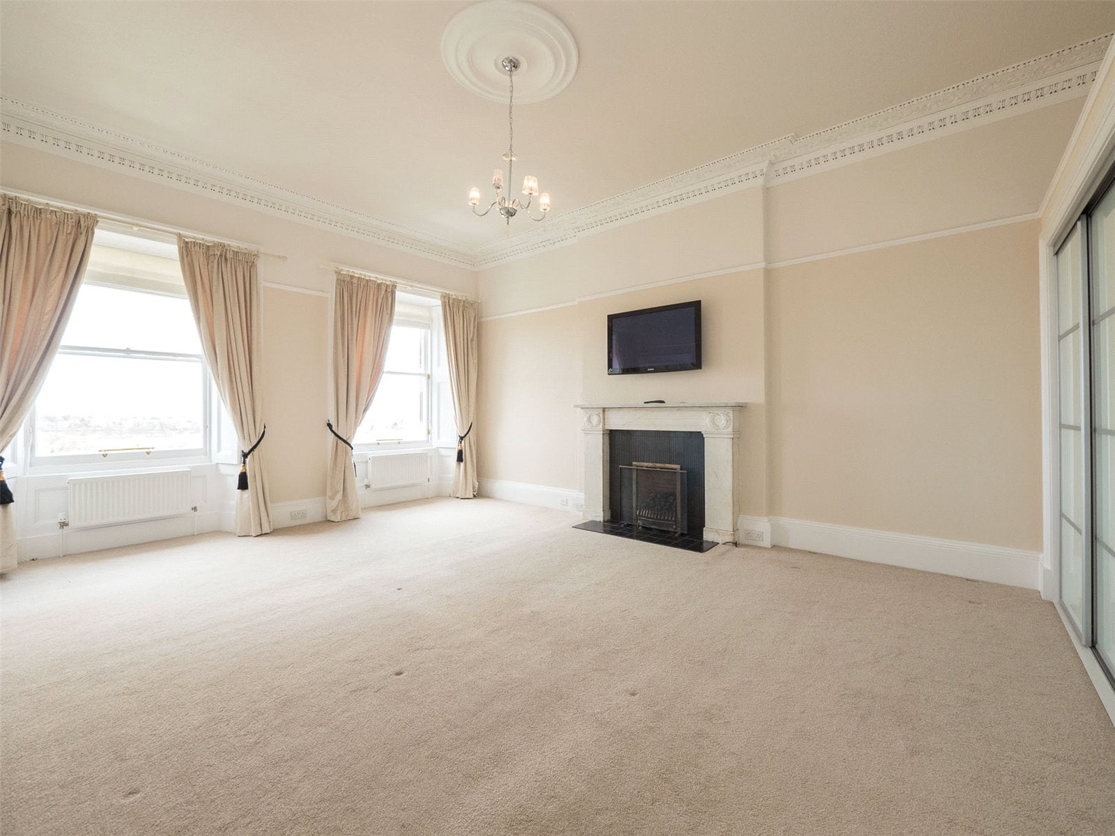 Flat Moray Place in City of Edinburgh