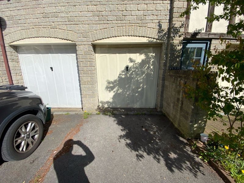 House Cornfield Close in Bristol