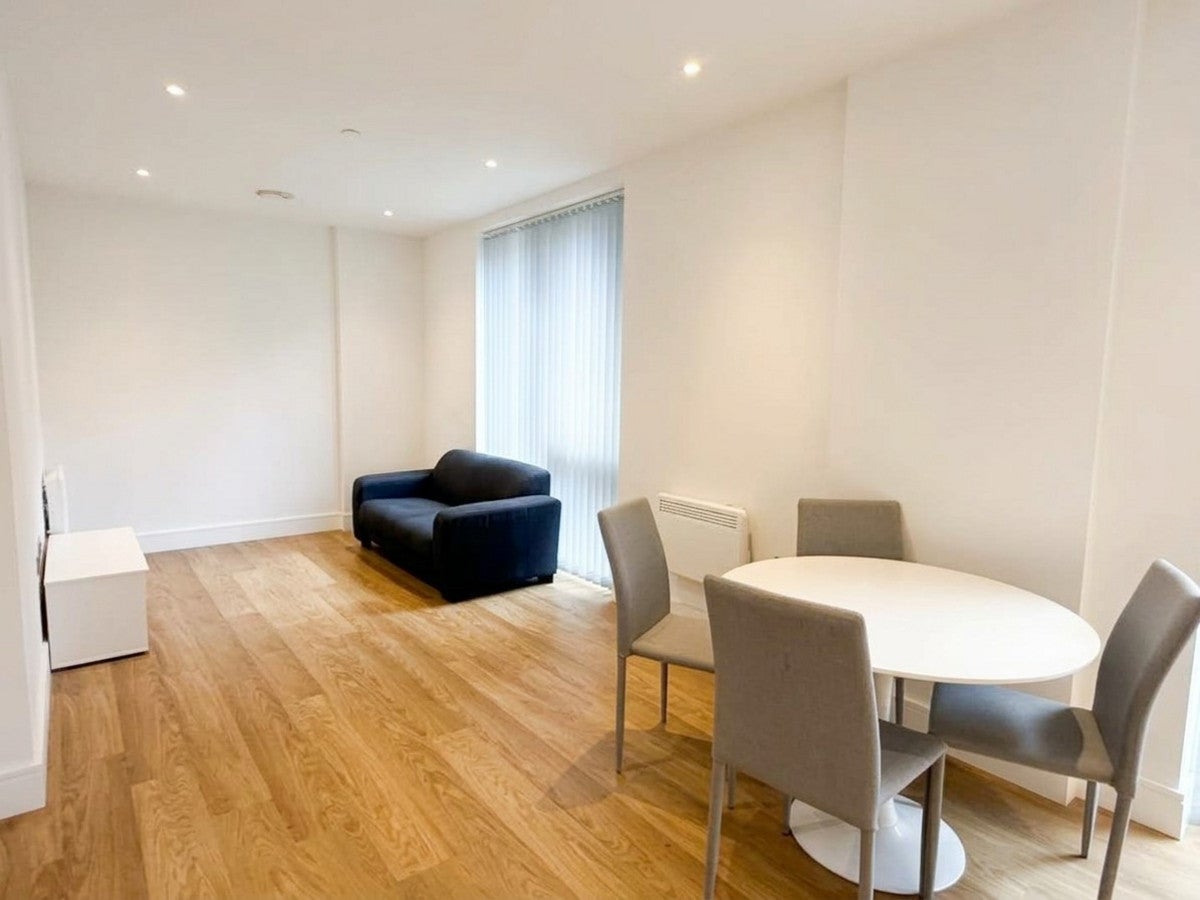 Flat Pershore Street in Birmingham
