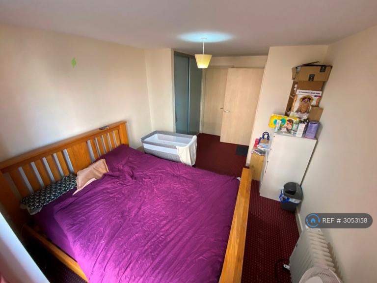 Flat Winterthur Way in Basingstoke and Deane