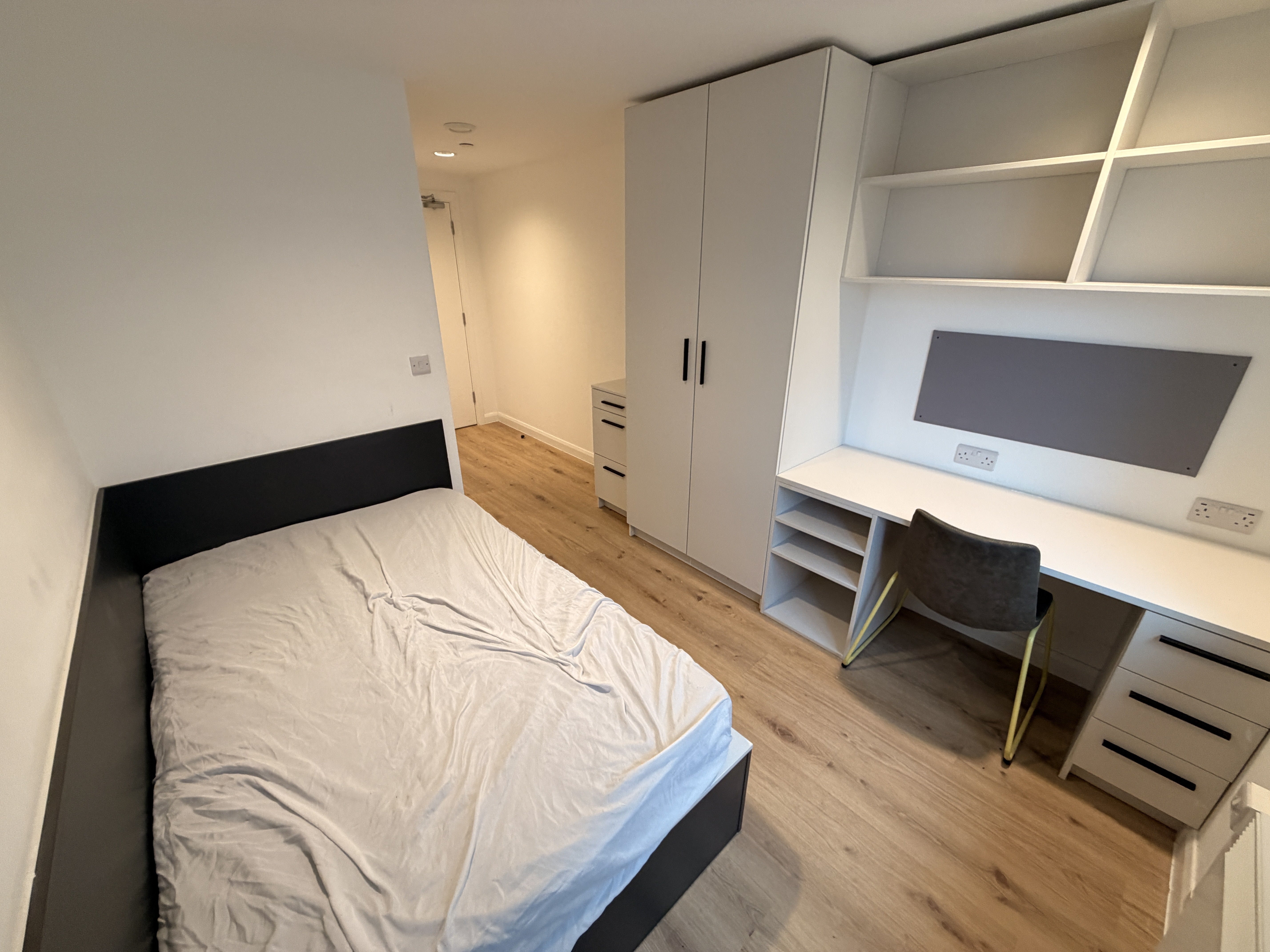 Room Abington Square in Northampton
