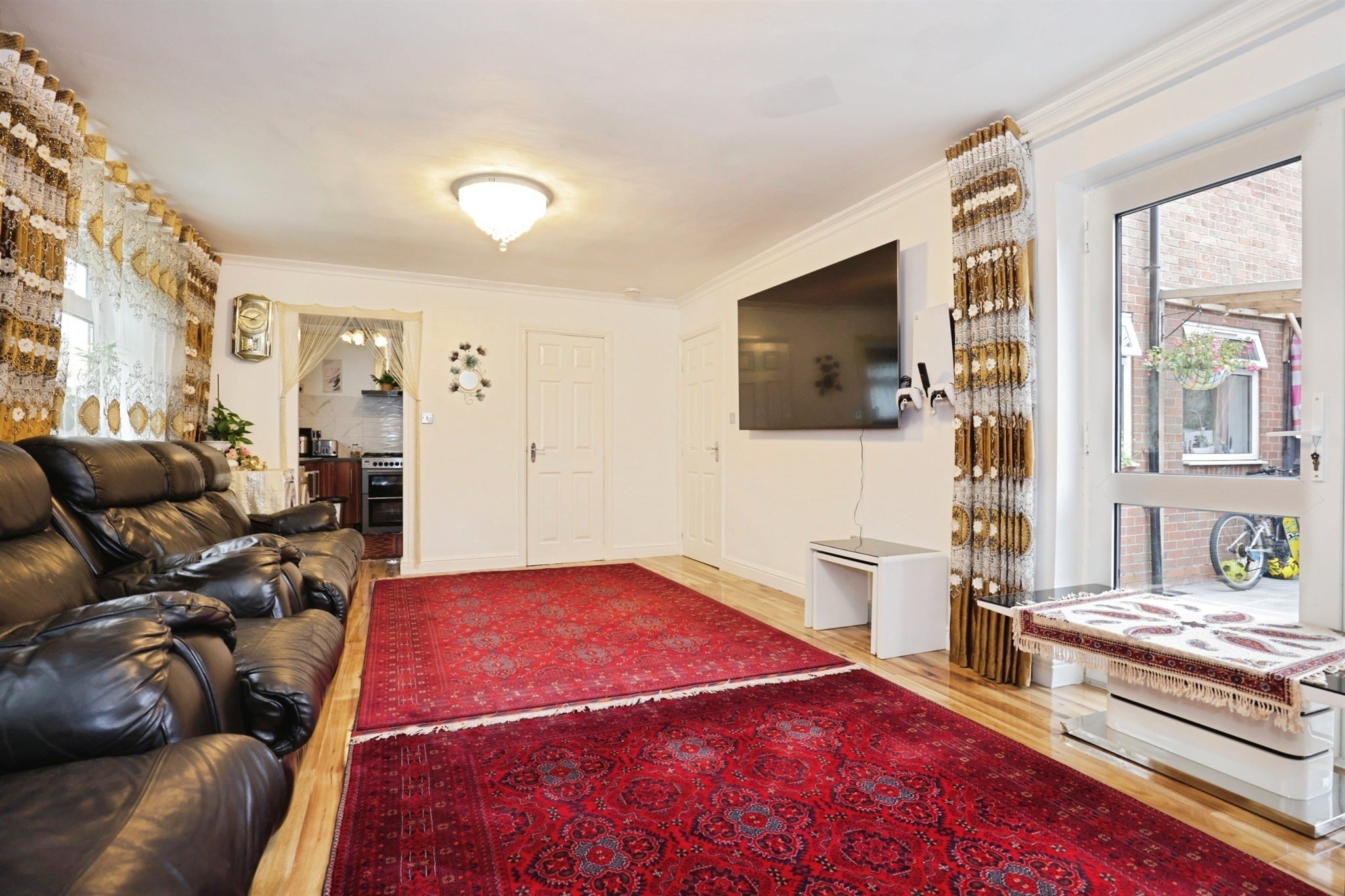 Flat Buckley Road in Royal Leamington Spa