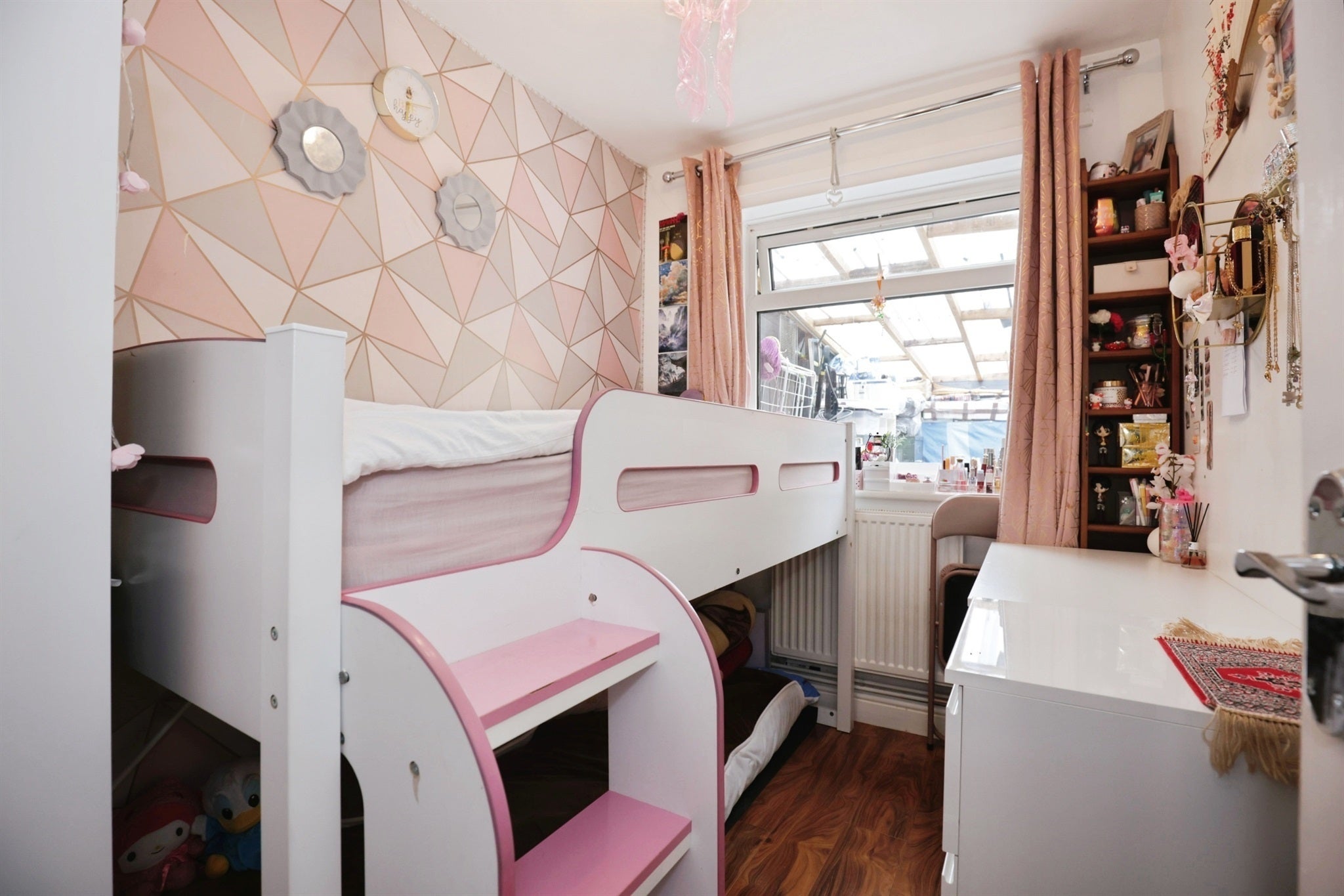Flat Buckley Road in Royal Leamington Spa