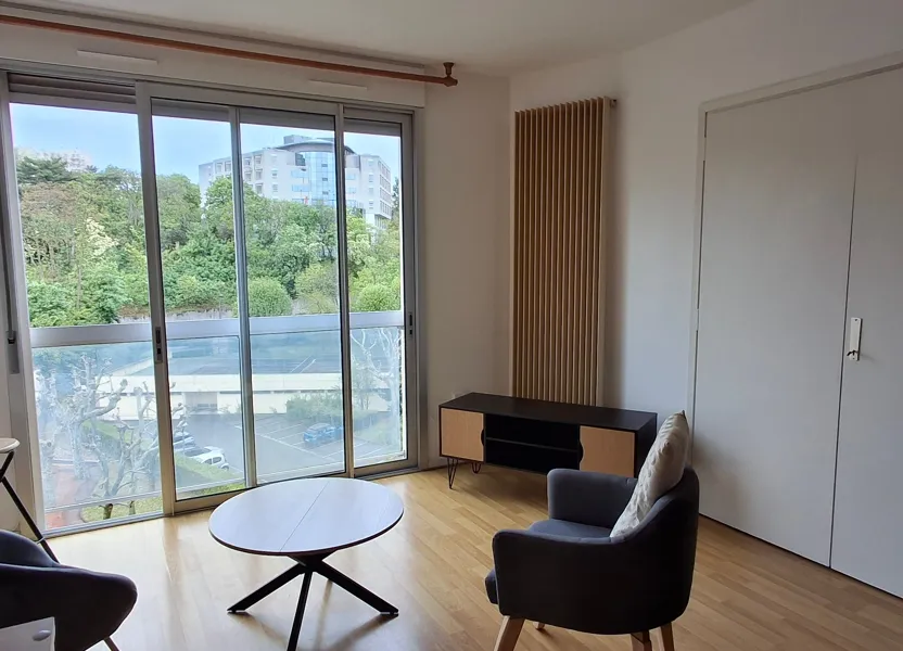 Room Impasse de Choulans in Lyon