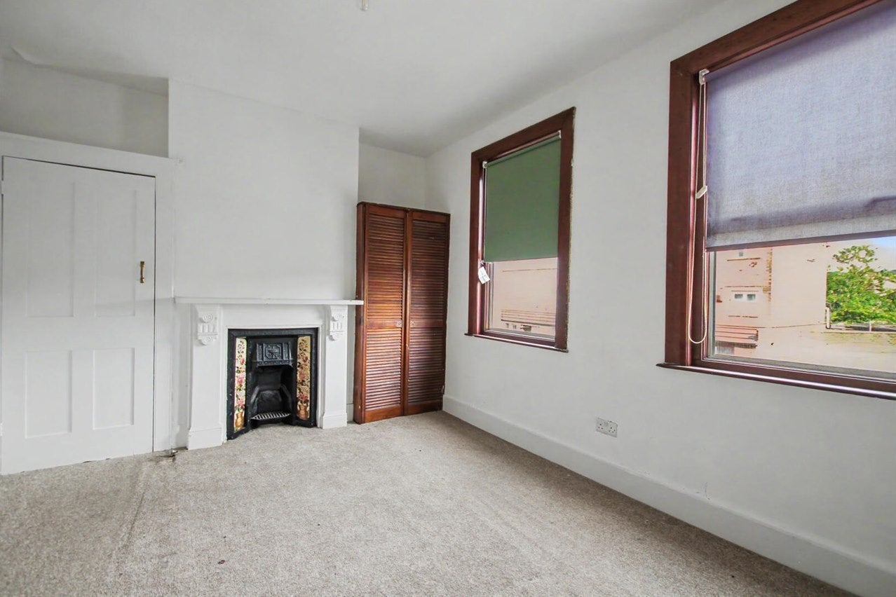 House Sydney Road in Greater London
