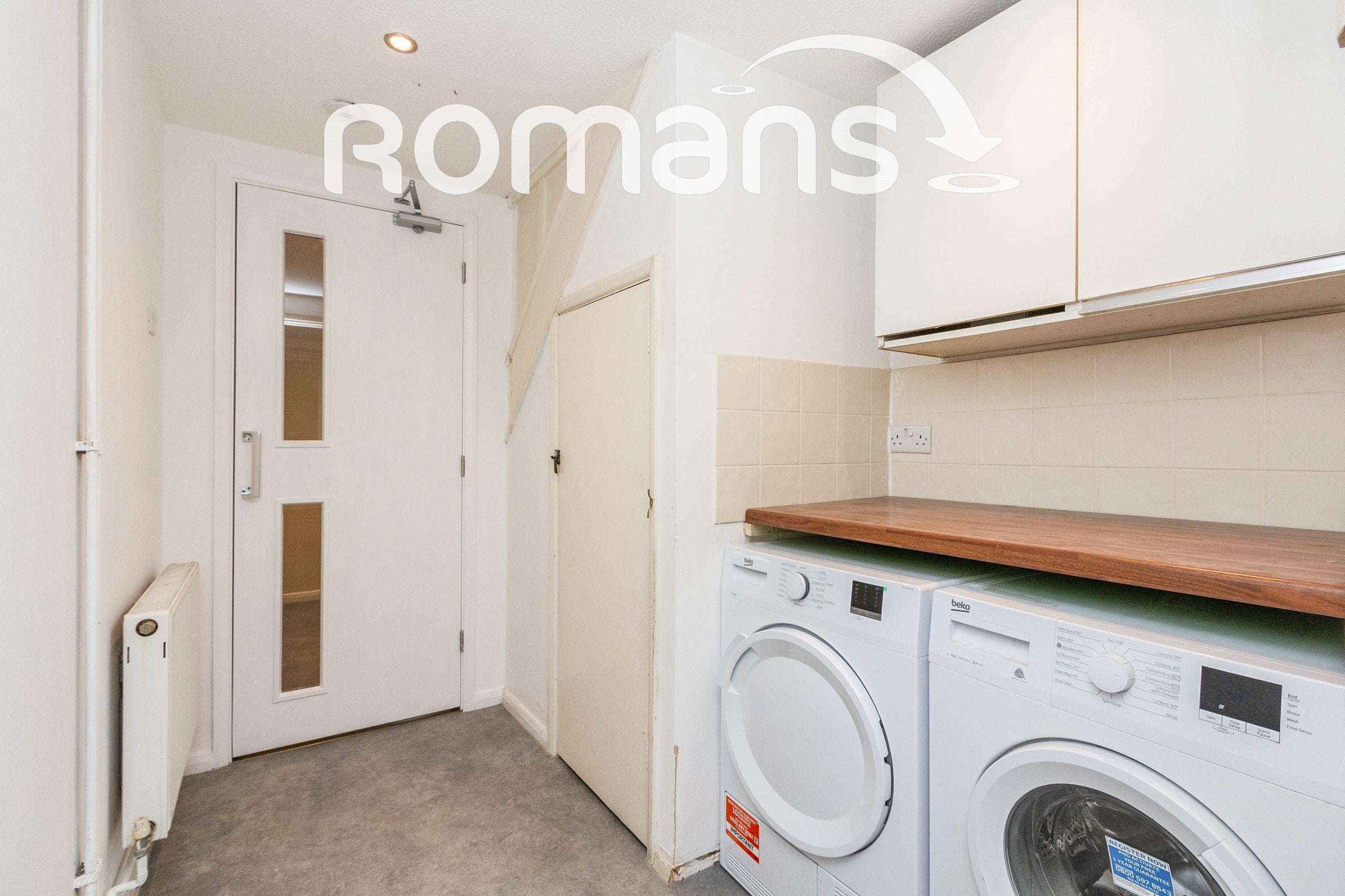 Room Dollis Drive in Farnham