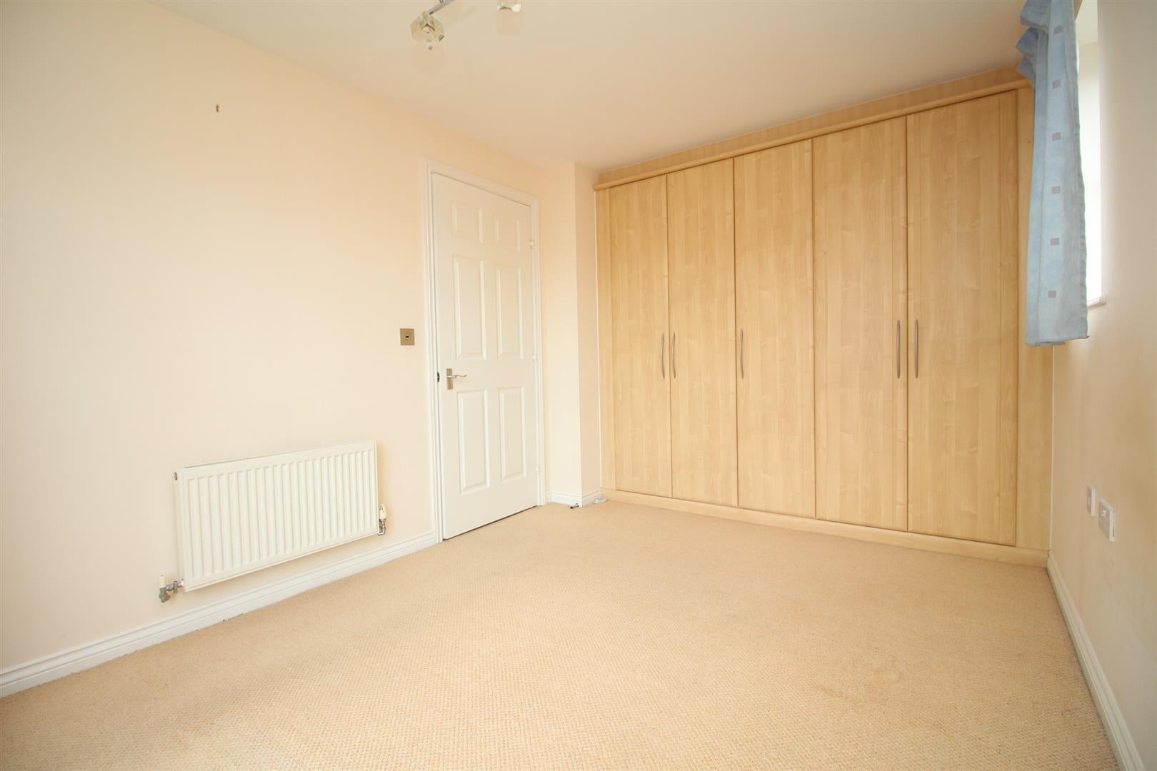Flat Sir John Fogge Avenue in Ashford
