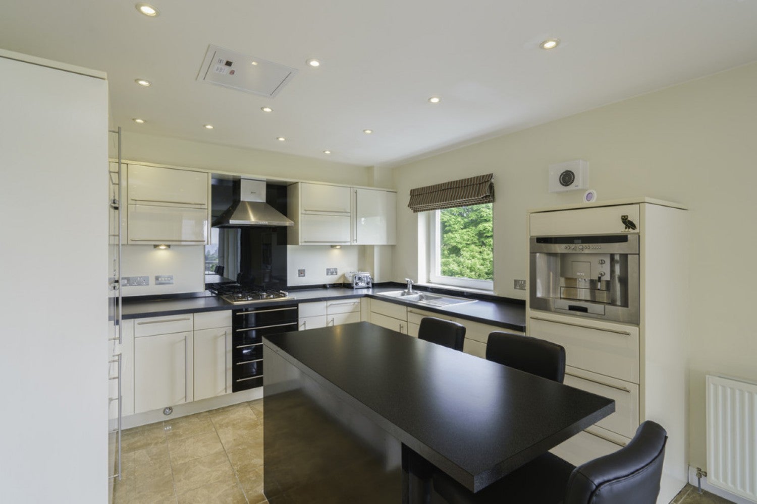 Flat Rubislaw Drive in Aberdeen City