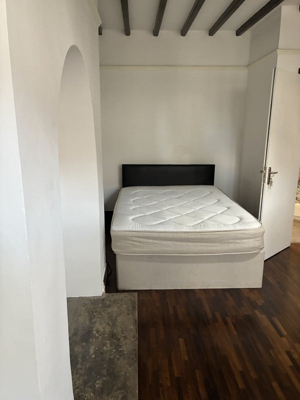 Room Hart Grove in Greater London