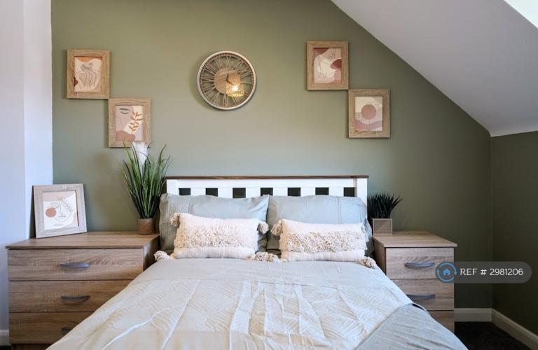 Room Poppleton Close in Coventry