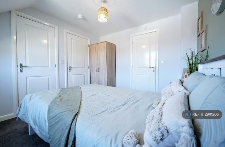 Room Poppleton Close in Coventry