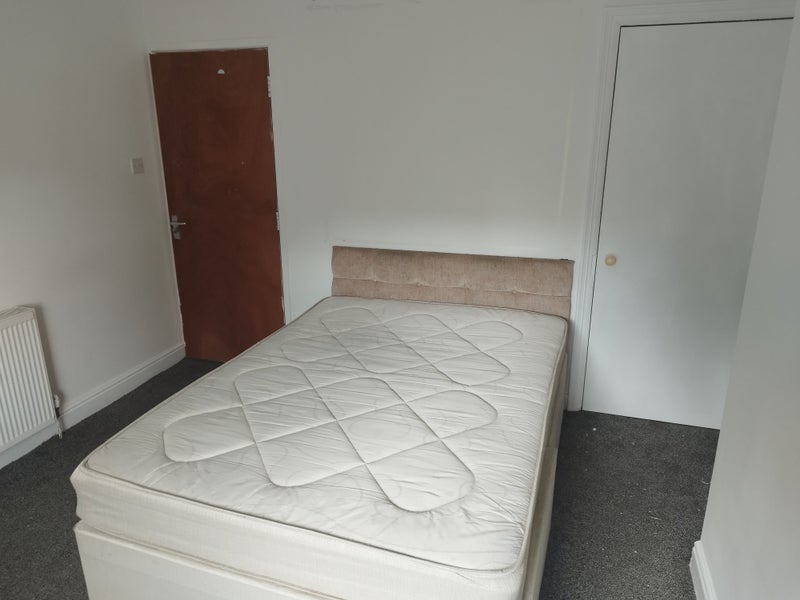 Room Sutton Road in Mansfield Woodhouse