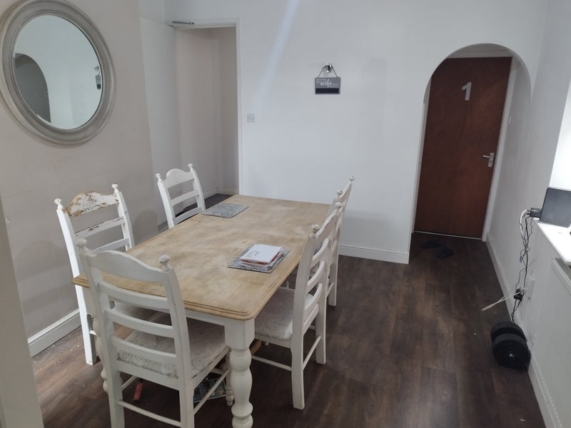 Room Sutton Road in Mansfield Woodhouse