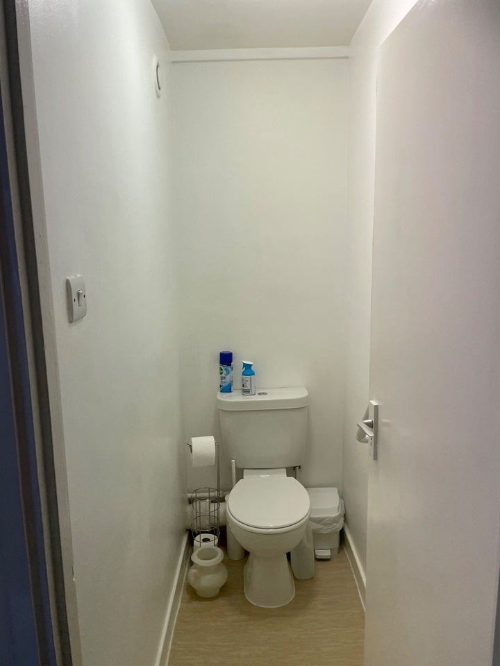 Room Hall Place in City of Westminster