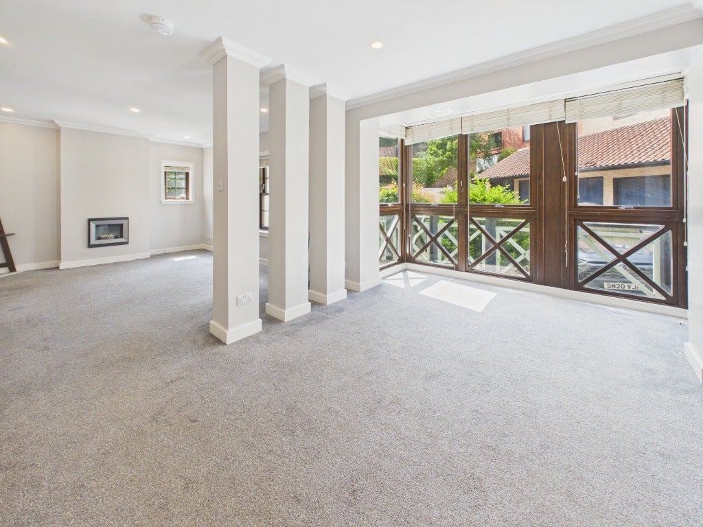 Flat Hawthornbank Lane in City of Edinburgh