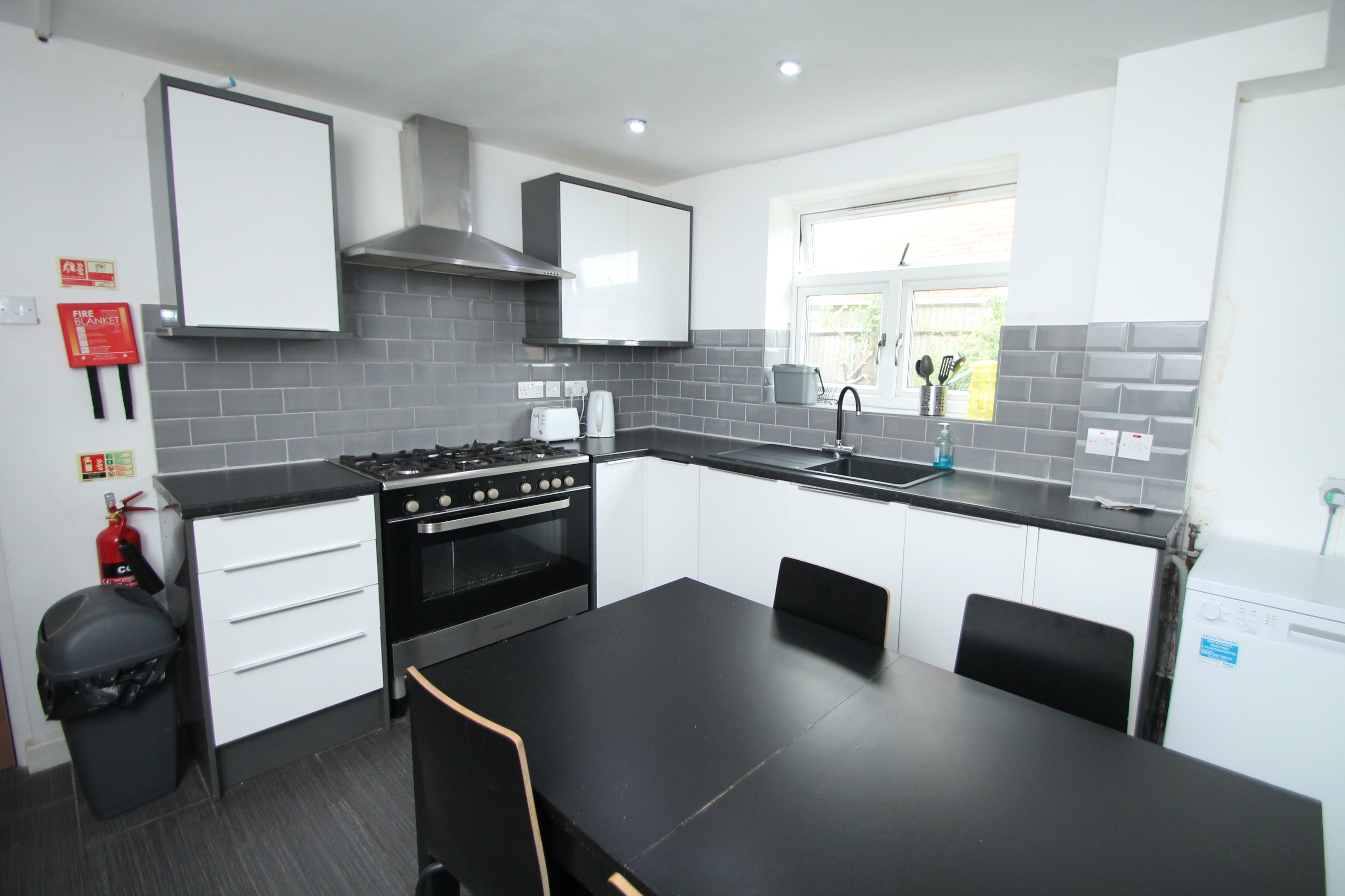 Room Beck Lane in Greater London