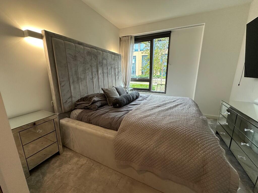 Flat Wokingham Road in Bracknell