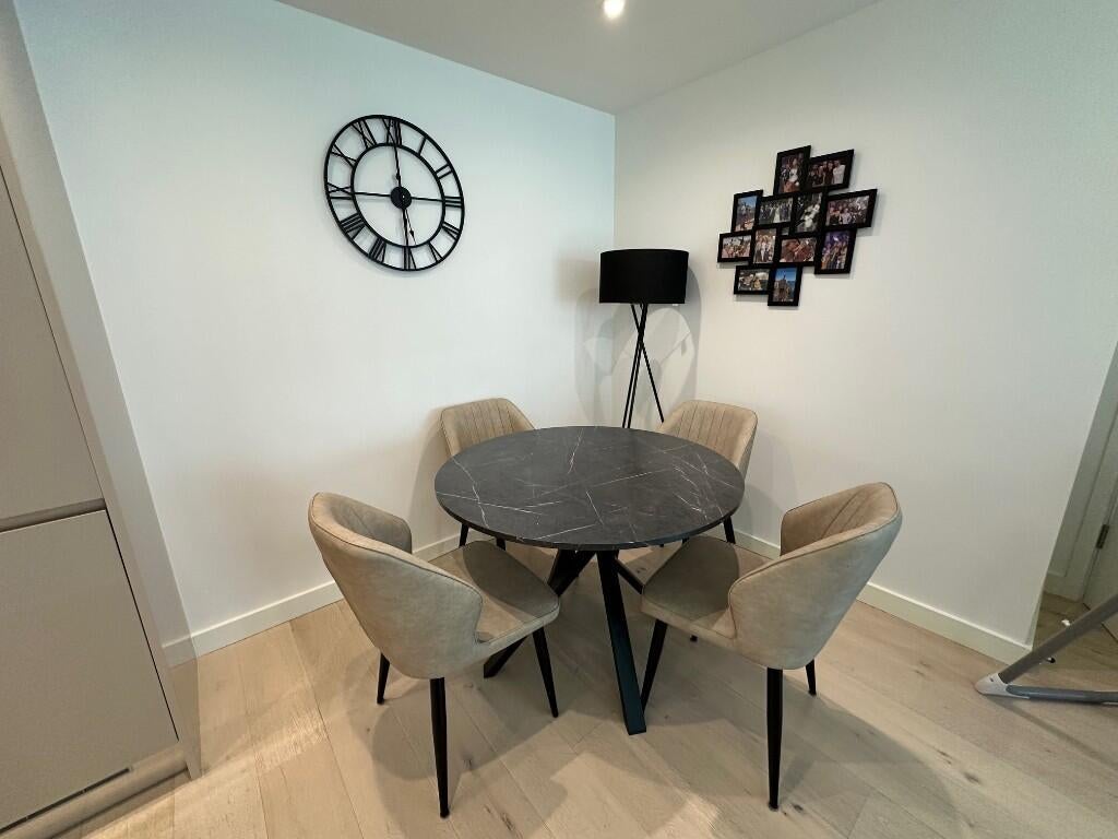 Flat Wokingham Road in Bracknell