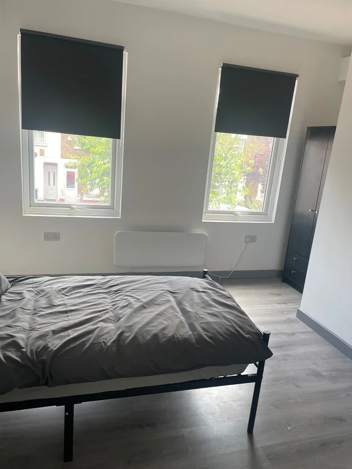 Room Hartington Road in Greater London
