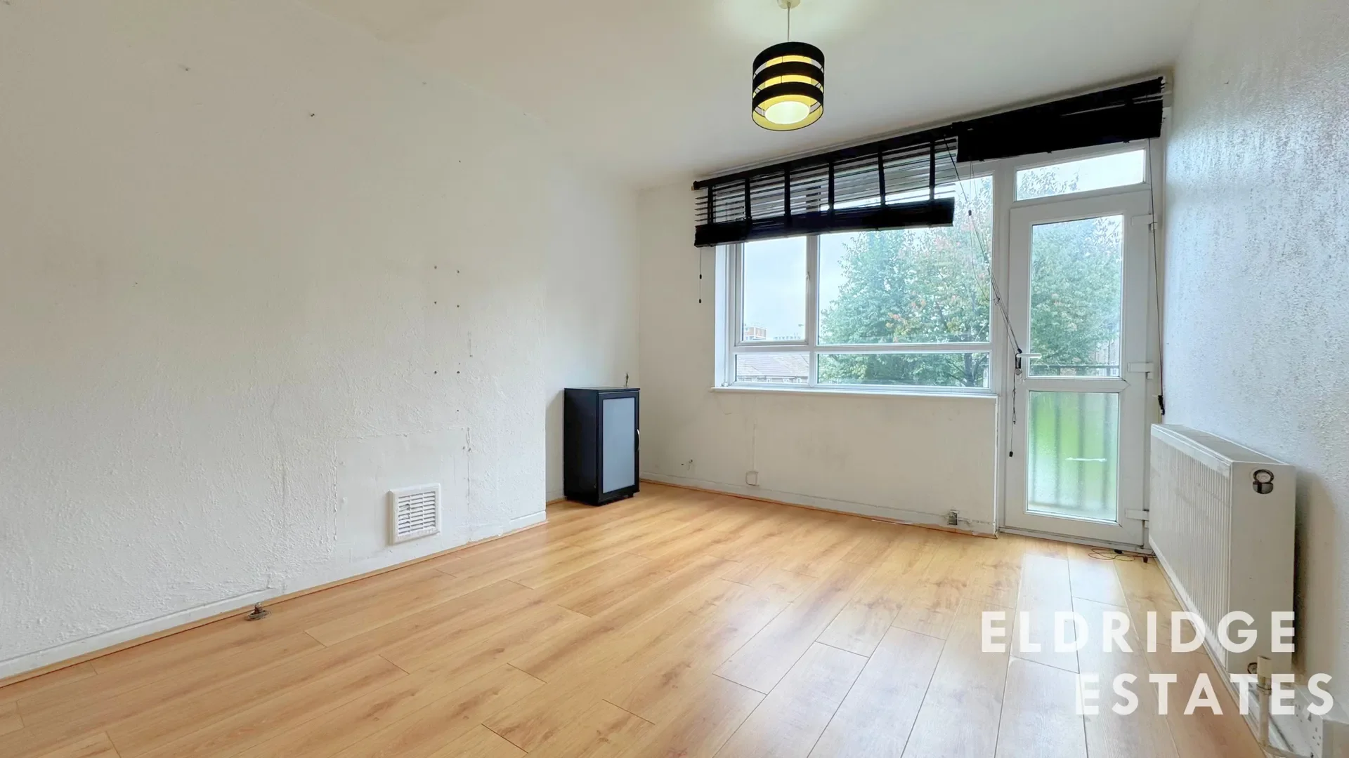 Flat Lamport Close in Greater London