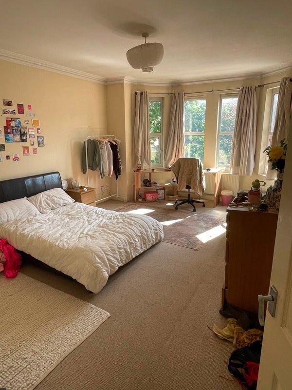 Room Sandon Road in Birmingham