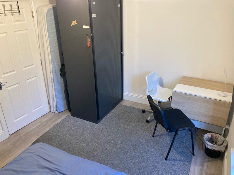 Room Norbury Court Road in Greater London