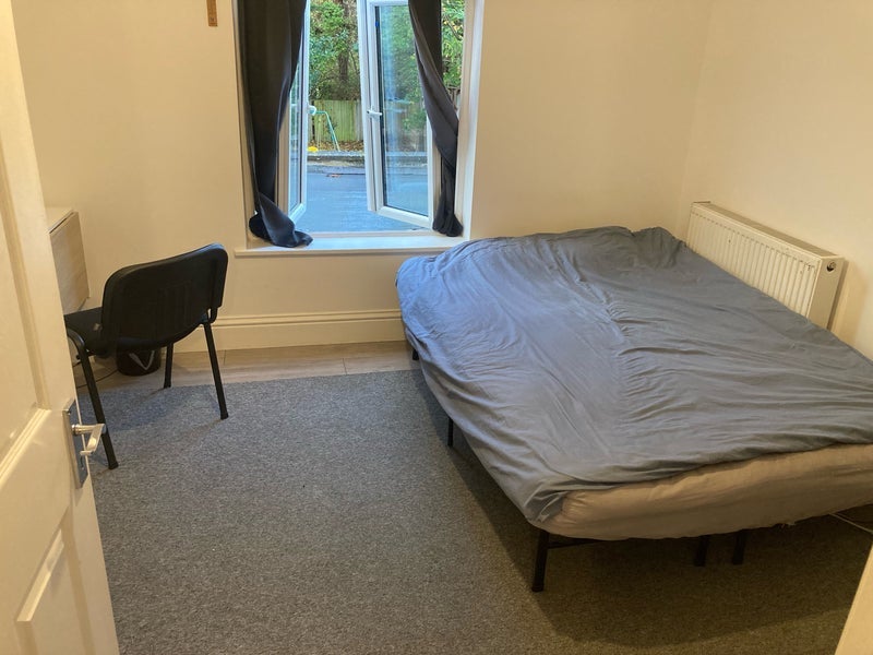 Room Norbury Court Road in Greater London