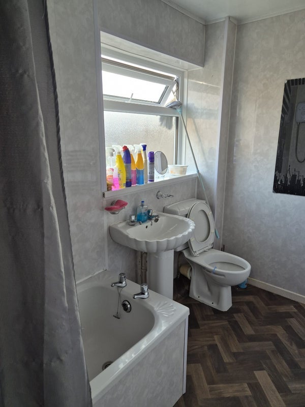 Room Fairspring in Newcastle upon Tyne