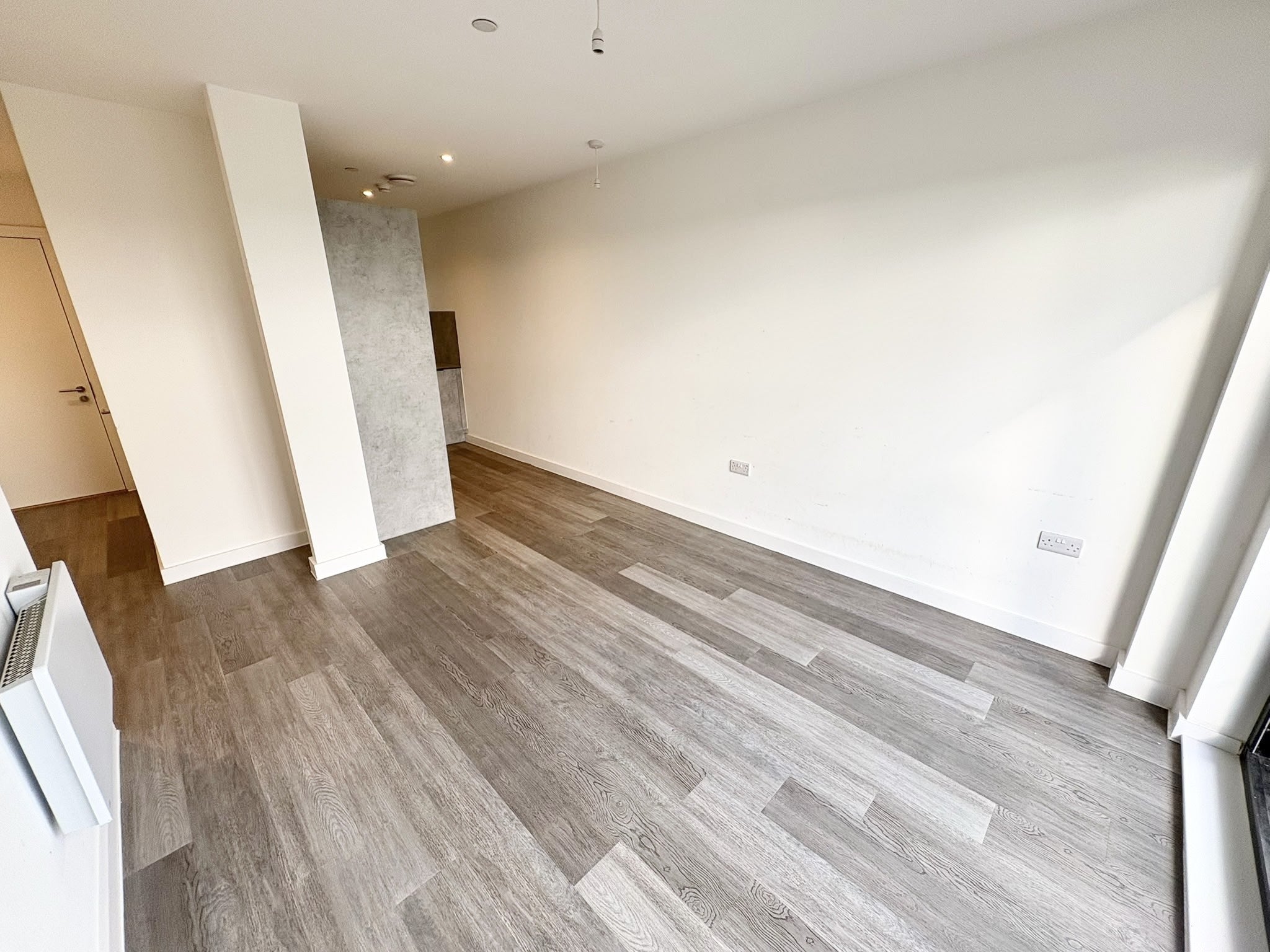 Flat Ordsall Lane in Salford