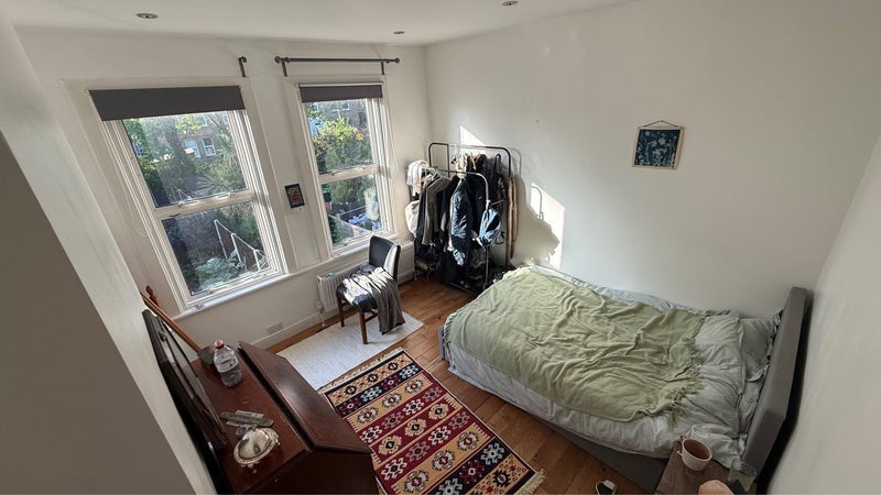 Room Wetherden Street in Greater London
