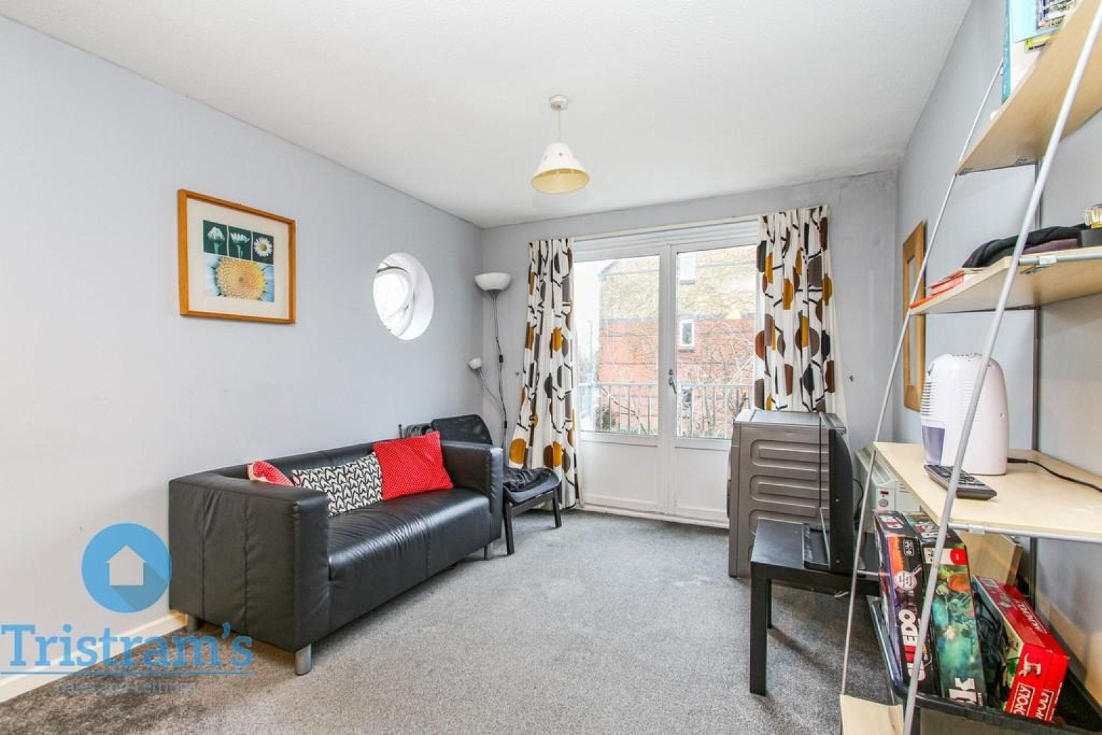 Room Tonnelier Road in Nottingham