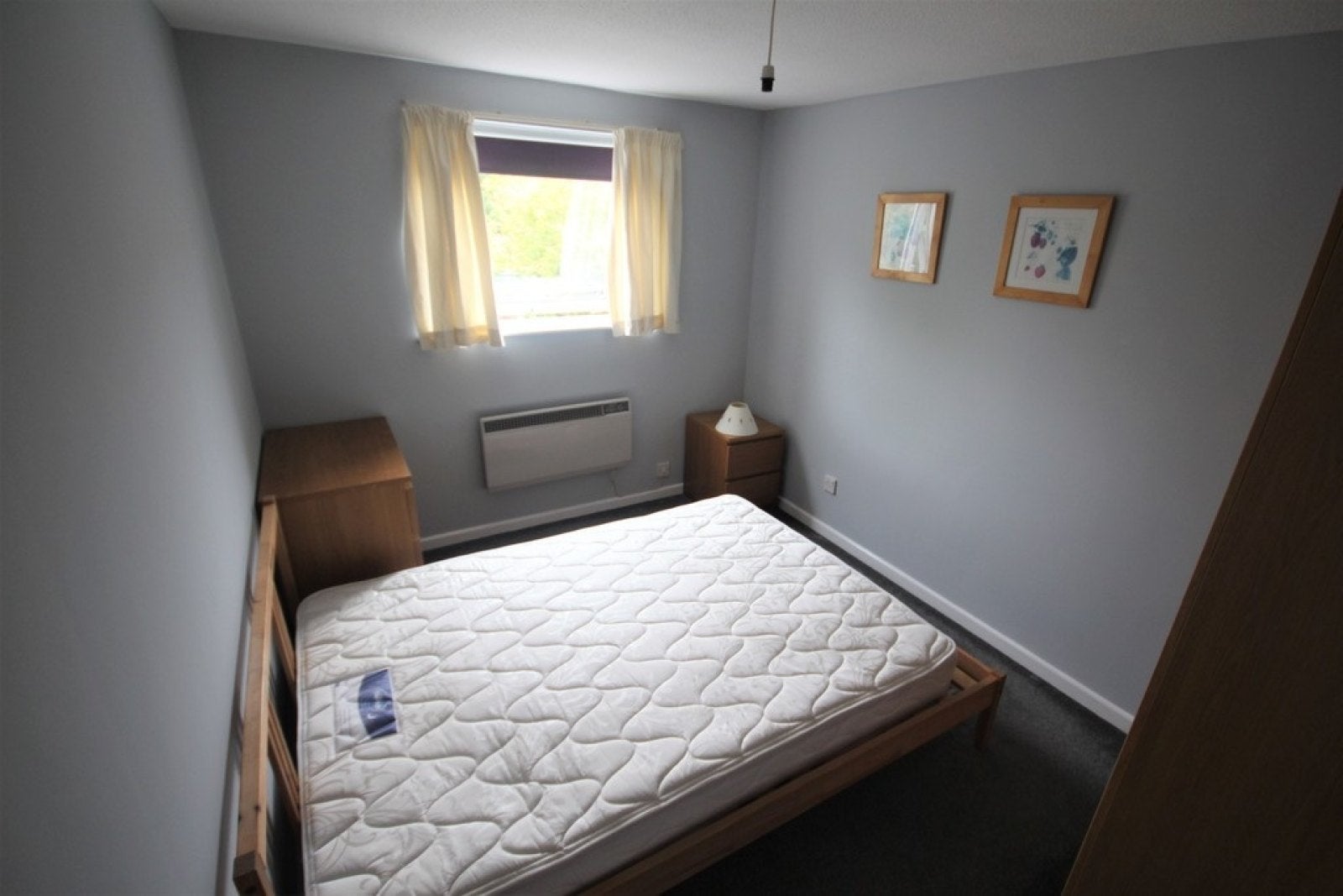 Room Tonnelier Road in Nottingham