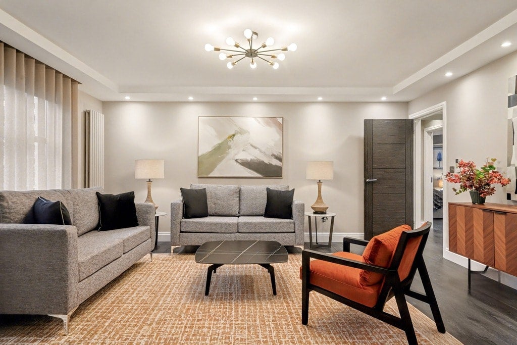 Flat Boydell Court in Greater London