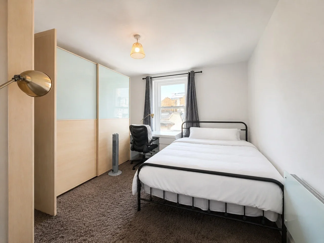 Flat Gloucester Terrace in City of Westminster