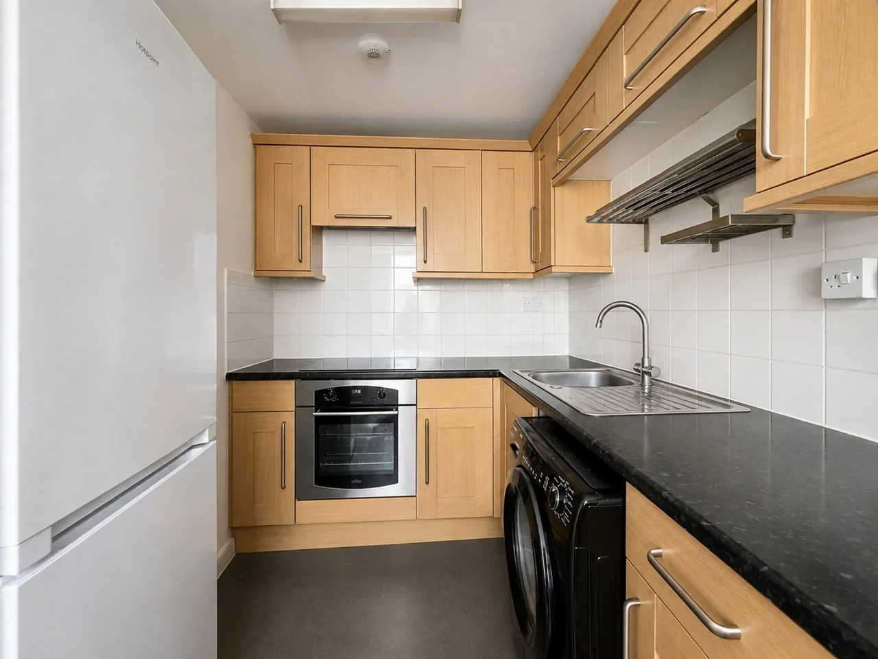 Flat Gloucester Terrace in City of Westminster