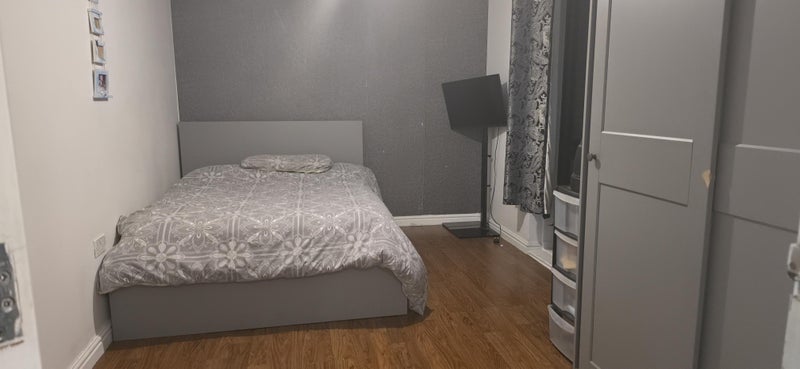 Room Woodmill Road in Greater London