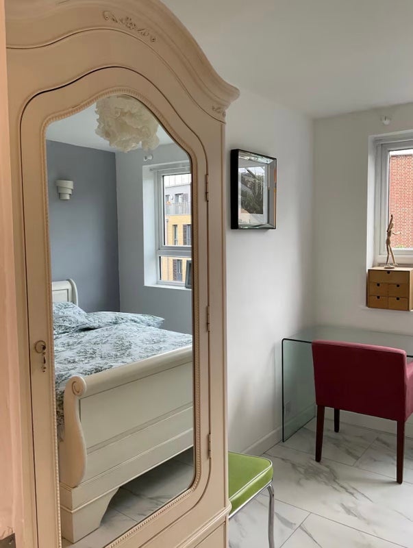 Room Star Road in Greater London